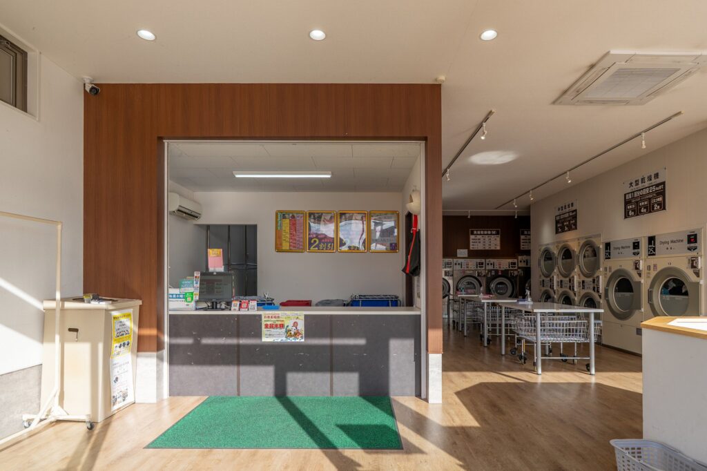 ハローズ高屋店